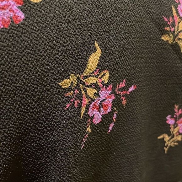 BP Mock Neck Floral Blouse, Size M - Picture 5 of 9